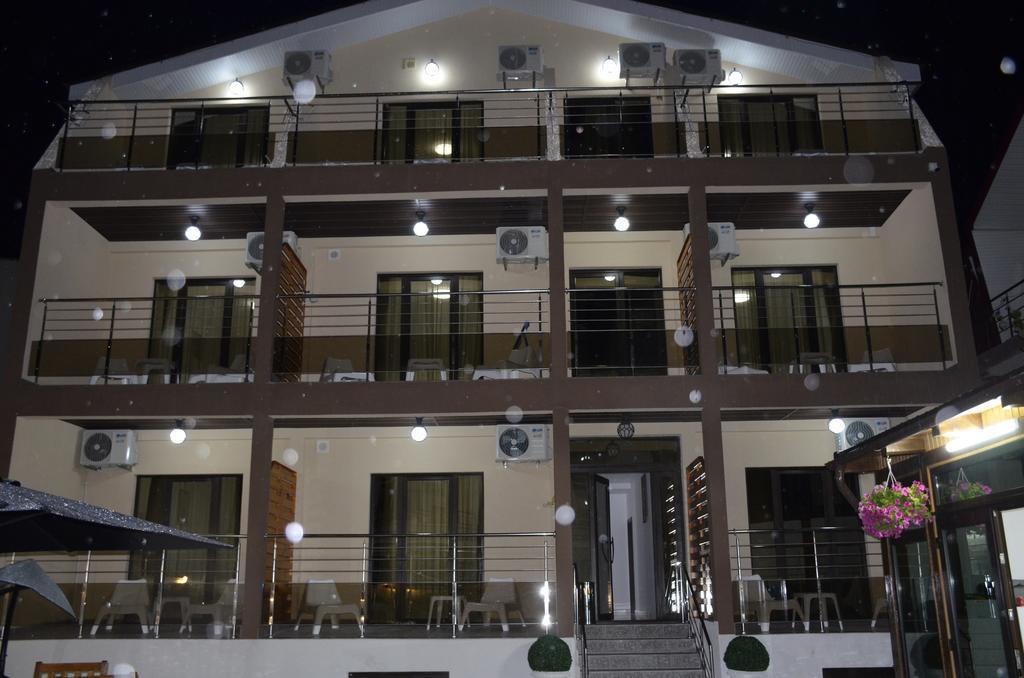 Razvan Holiday Costinesti Exterior photo