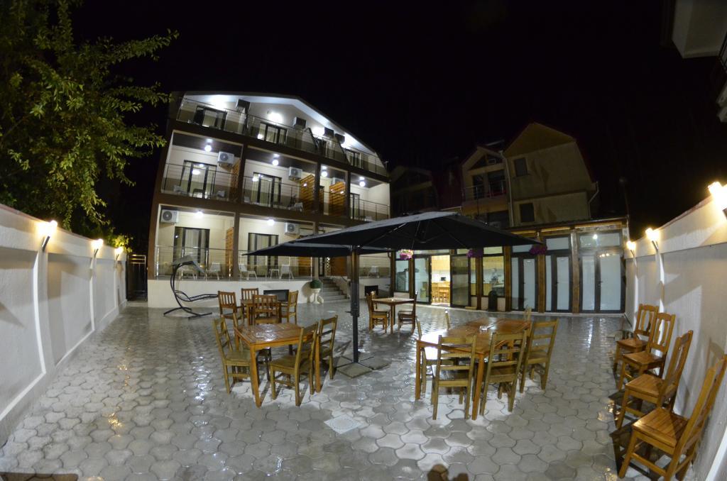 Razvan Holiday Costinesti Exterior photo