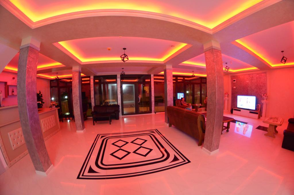Razvan Holiday Costinesti Exterior photo