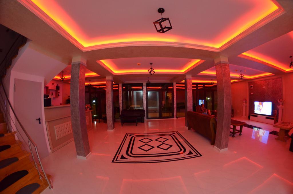 Razvan Holiday Costinesti Exterior photo