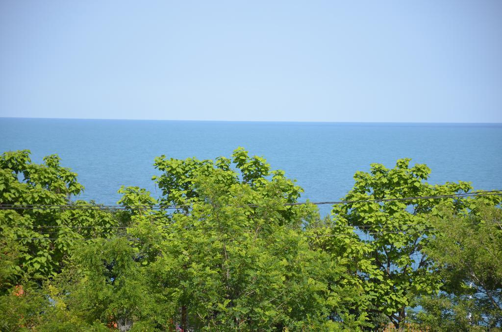 Razvan Holiday Costinesti Exterior photo